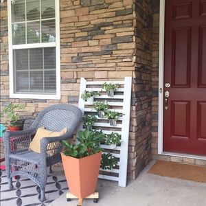 Meet your Posher, Hana